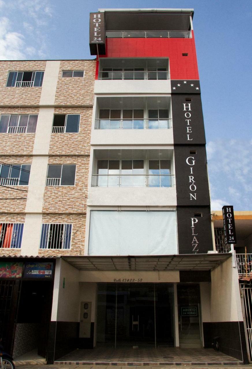 Hotel Giron Plaza Kültér fotó